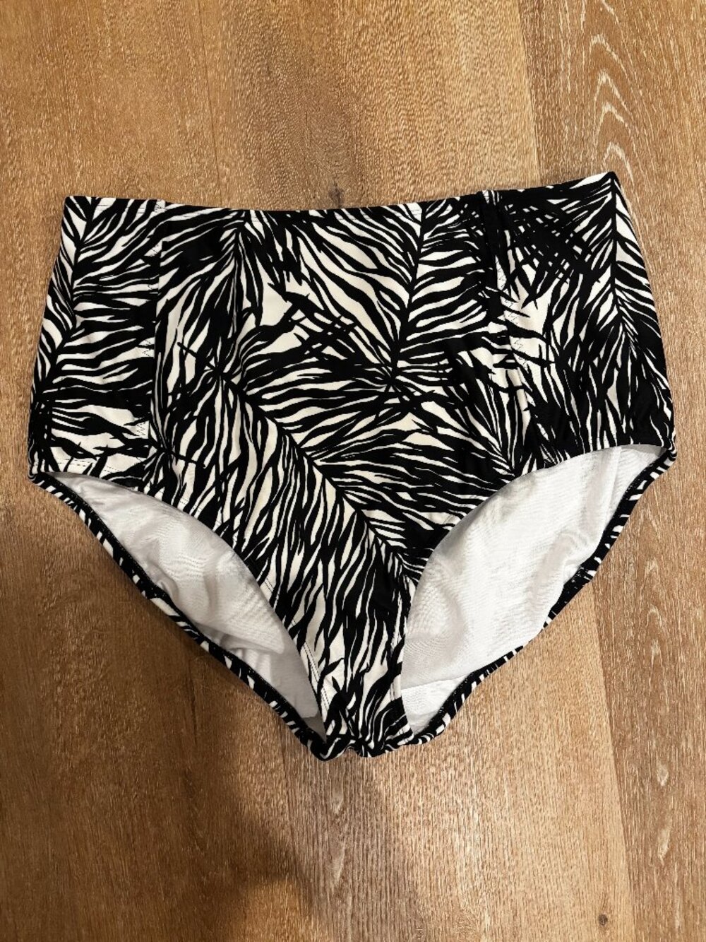 Athleta High-Waisted Bikini Bottoms XL